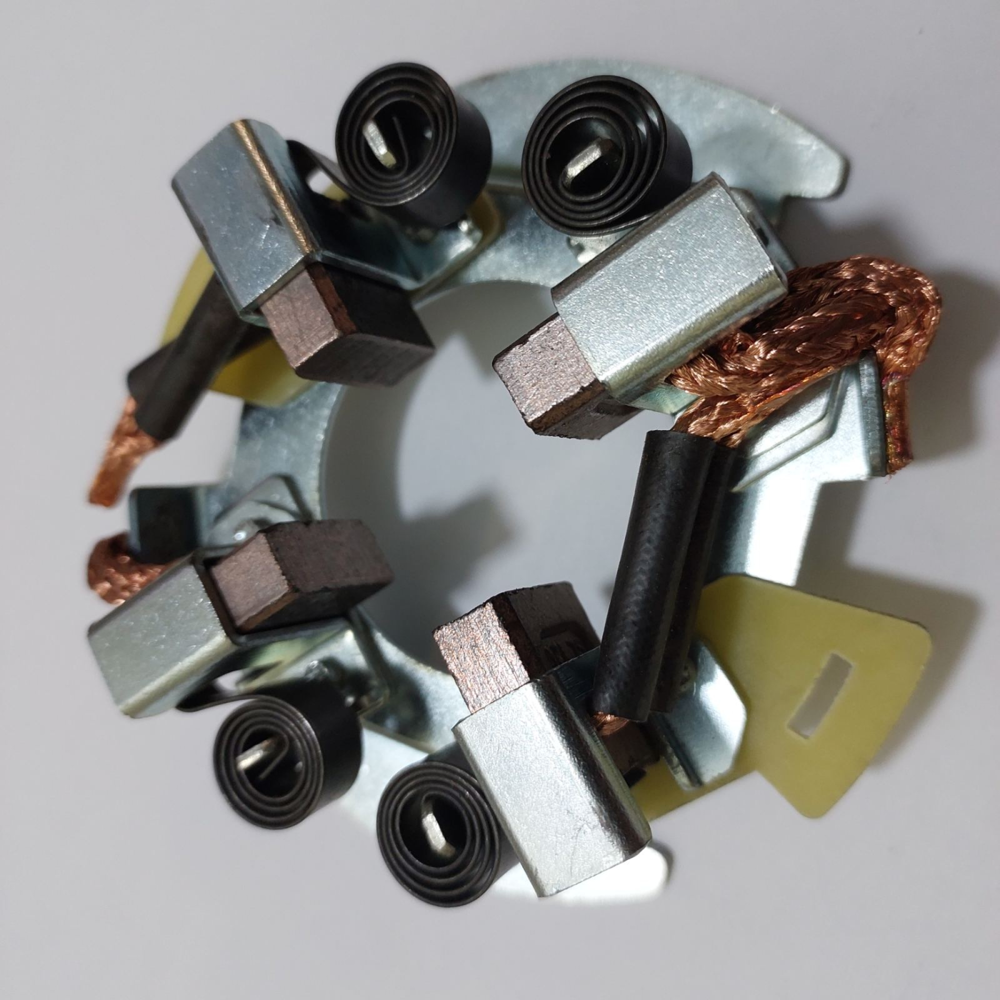 123703002  Щіткотримач стартера в зборі 12В (до стартерів 2,7 кВт) (ТМ Jubana)